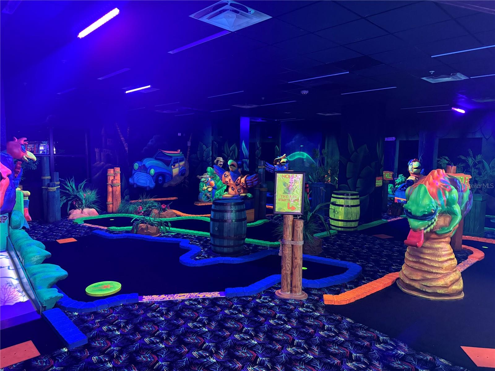 GROVE RESIDENCE & SPA HOTEL CONDO 2 - Residential