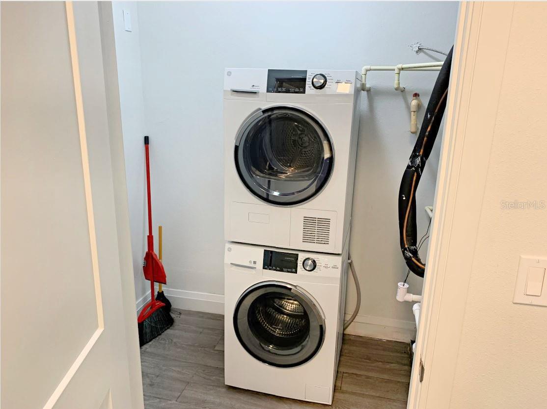 GROVE RESIDENCE & SPA HOTEL CONDO 2 - Residential