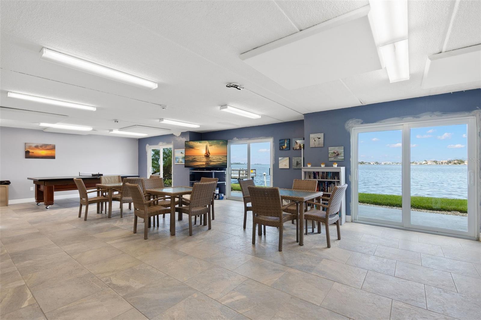 DOLPHIN POINTE OF DUNEDIN CONDO - Residential