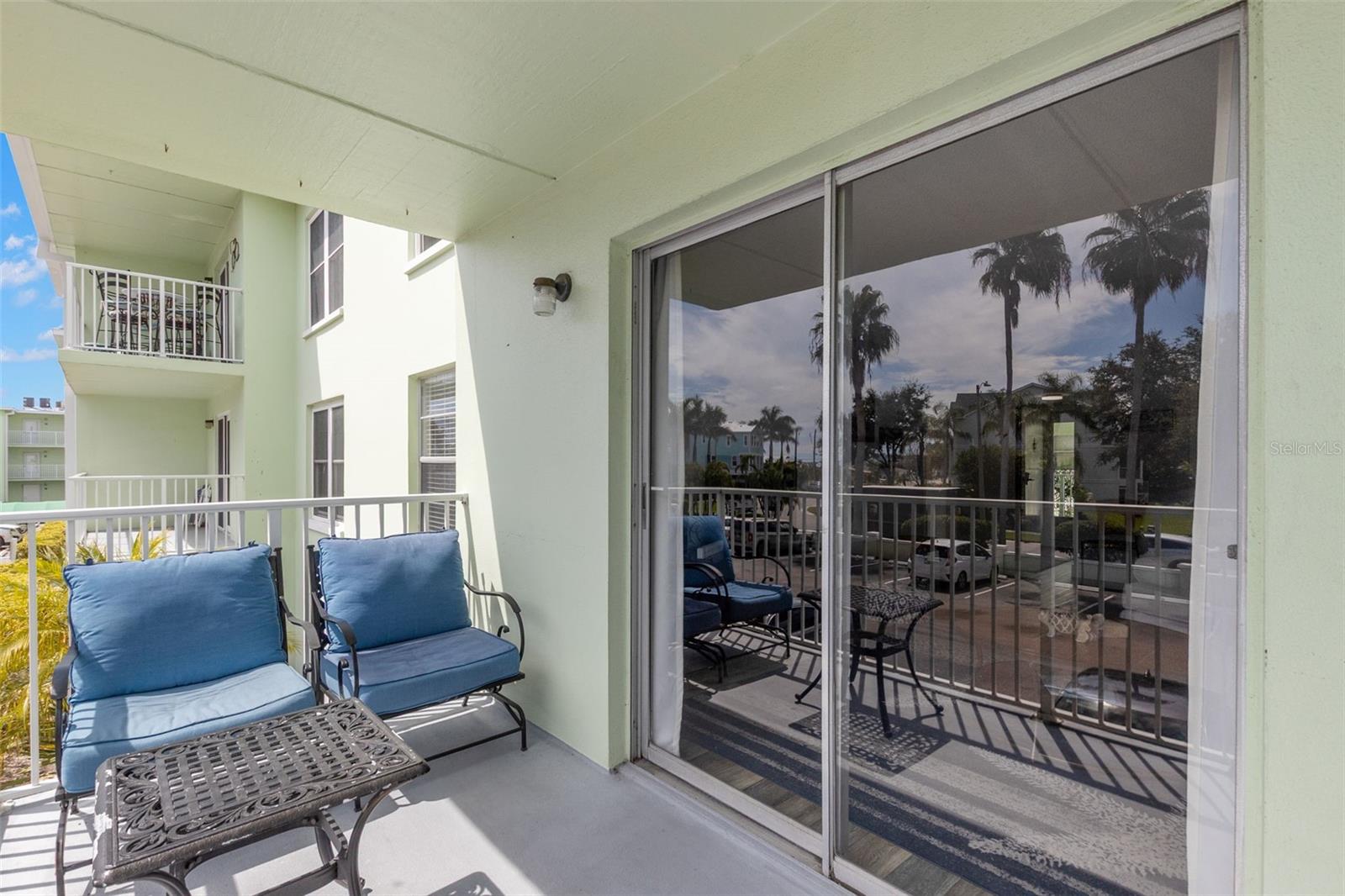 DOLPHIN POINTE OF DUNEDIN CONDO - Residential