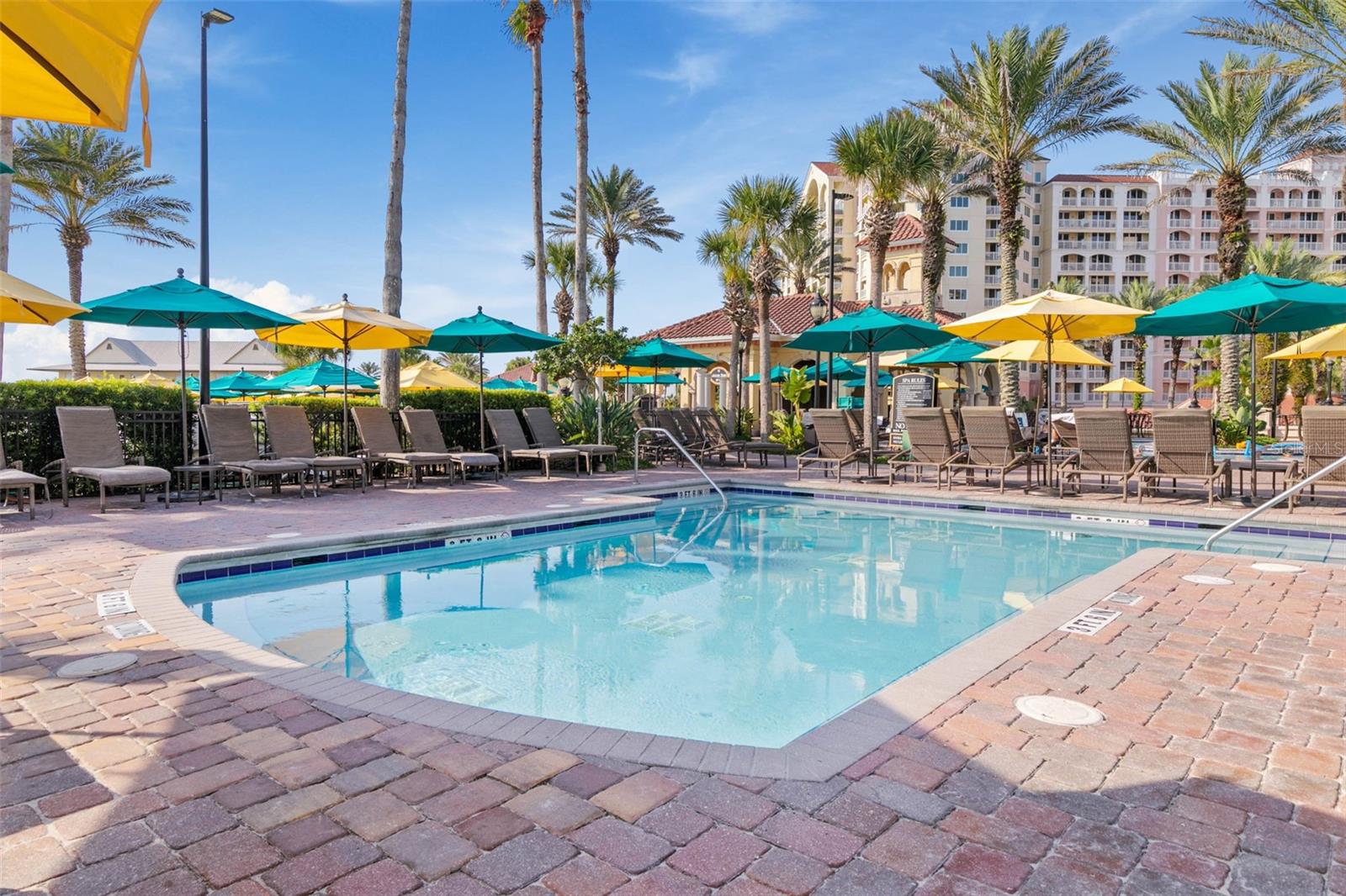 CONSERVATORY/HAMMOCK BEACH - Land