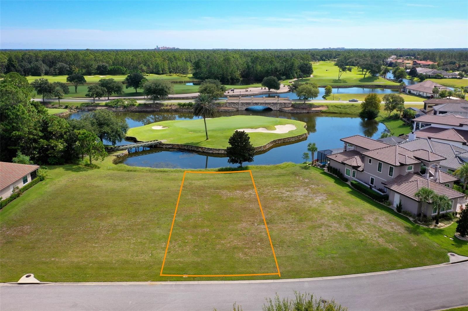 CONSERVATORY/HAMMOCK BEACH - Land