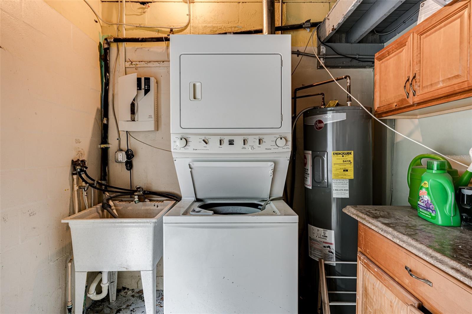 INDIAN BEACH RE-REVISED - Residential Lease