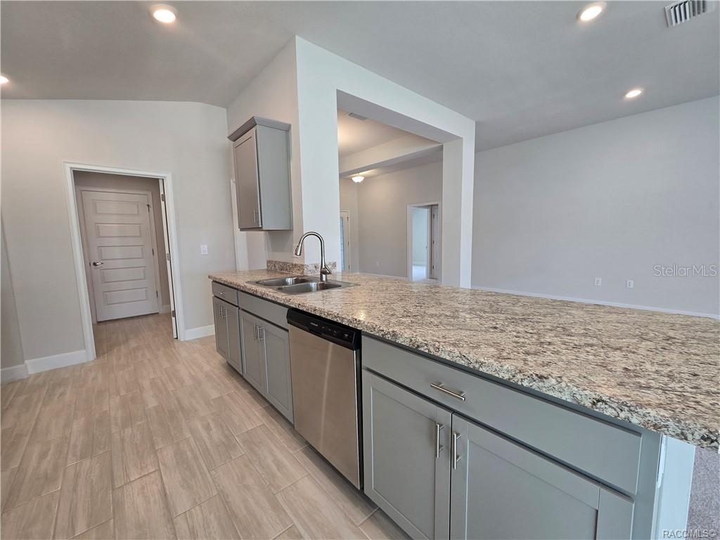 WYLD PALMS - Residential