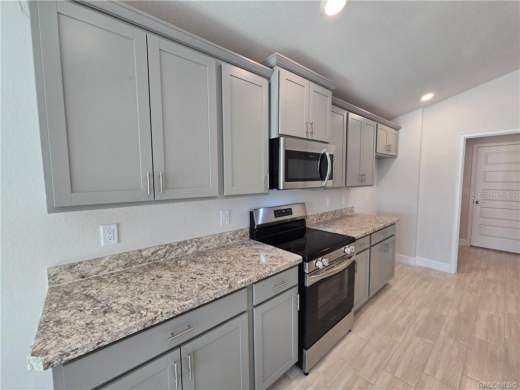 WYLD PALMS - Residential