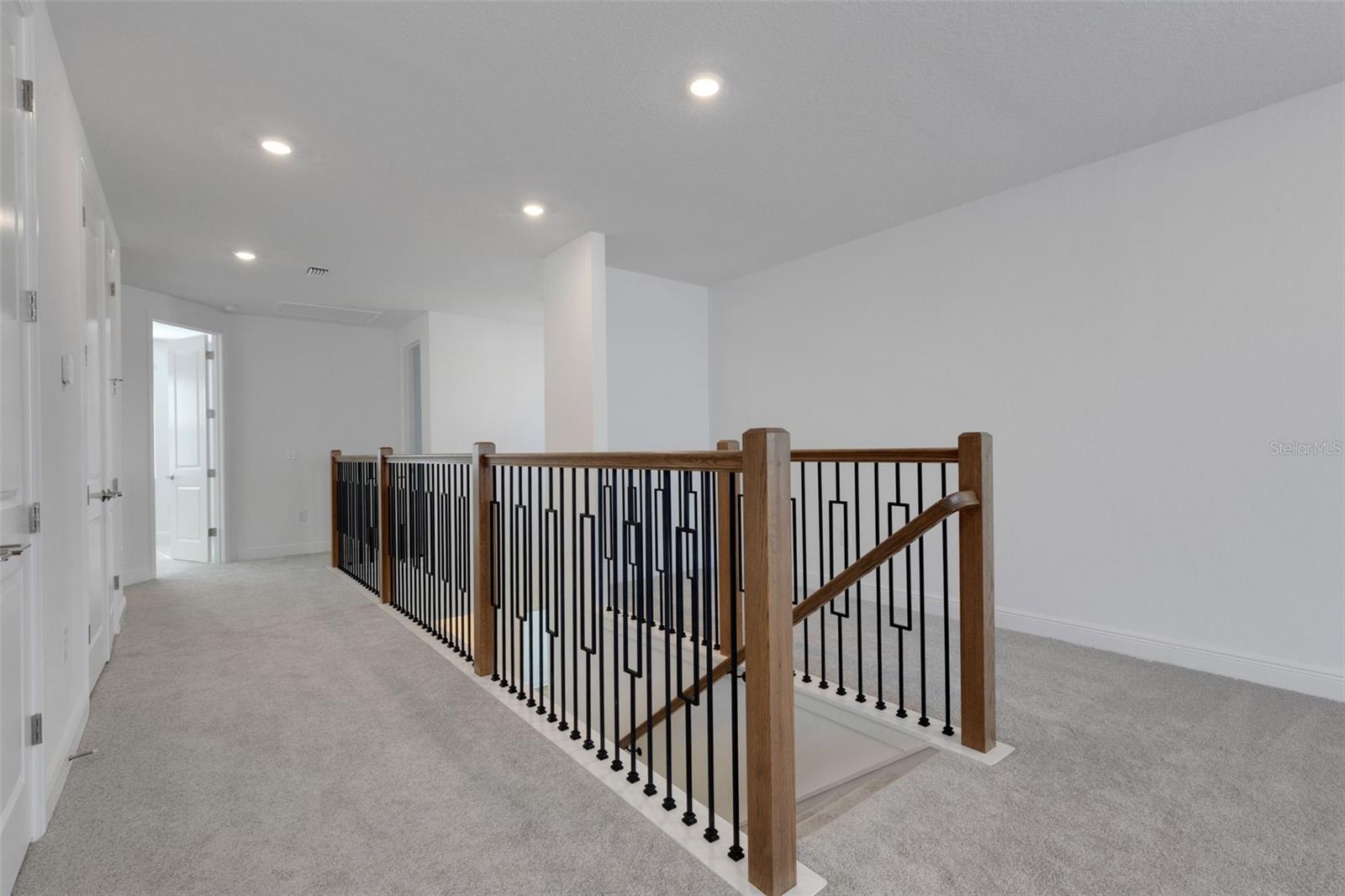 HAWKSTONE - Residential