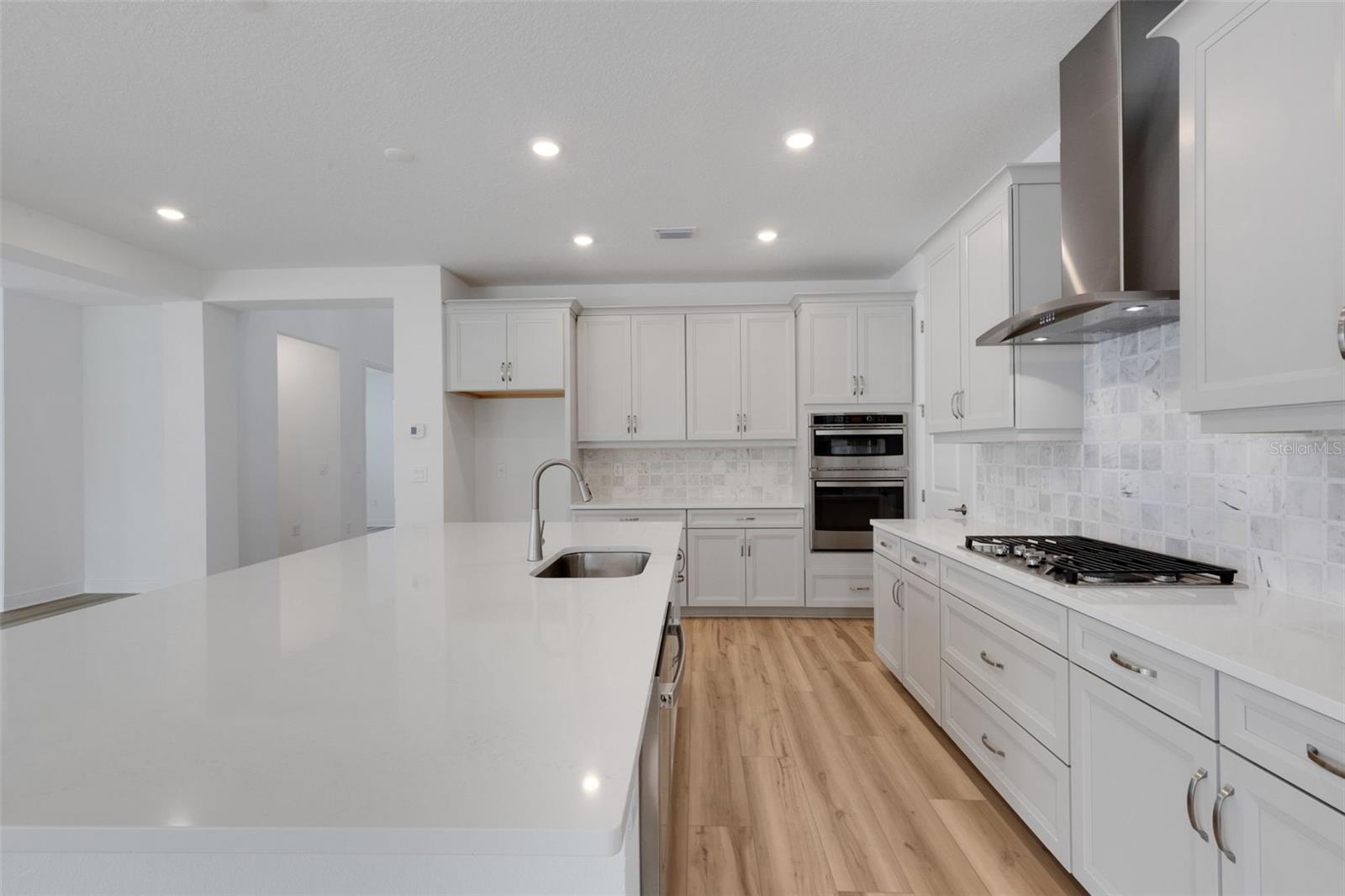 HAWKSTONE - Residential