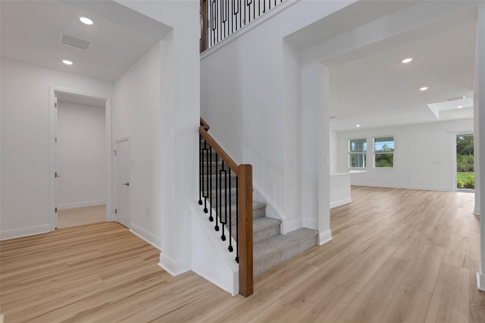 HAWKSTONE - Residential