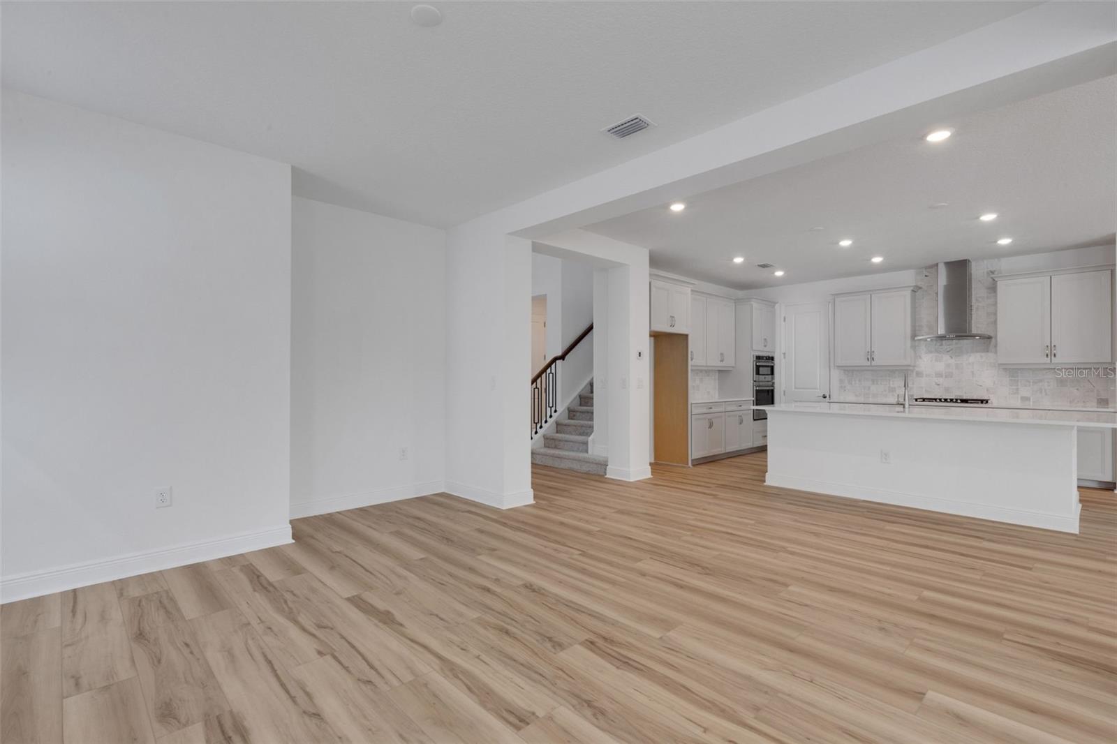 HAWKSTONE - Residential