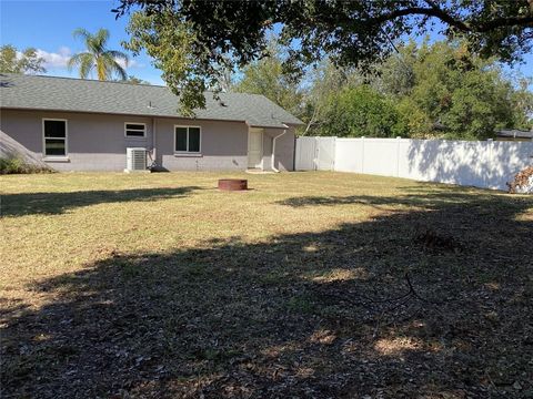 A home in EUSTIS