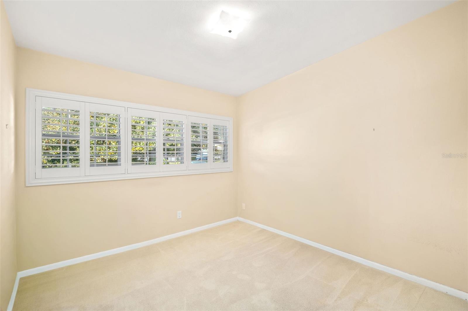 BEL AIR HILLS - Residential