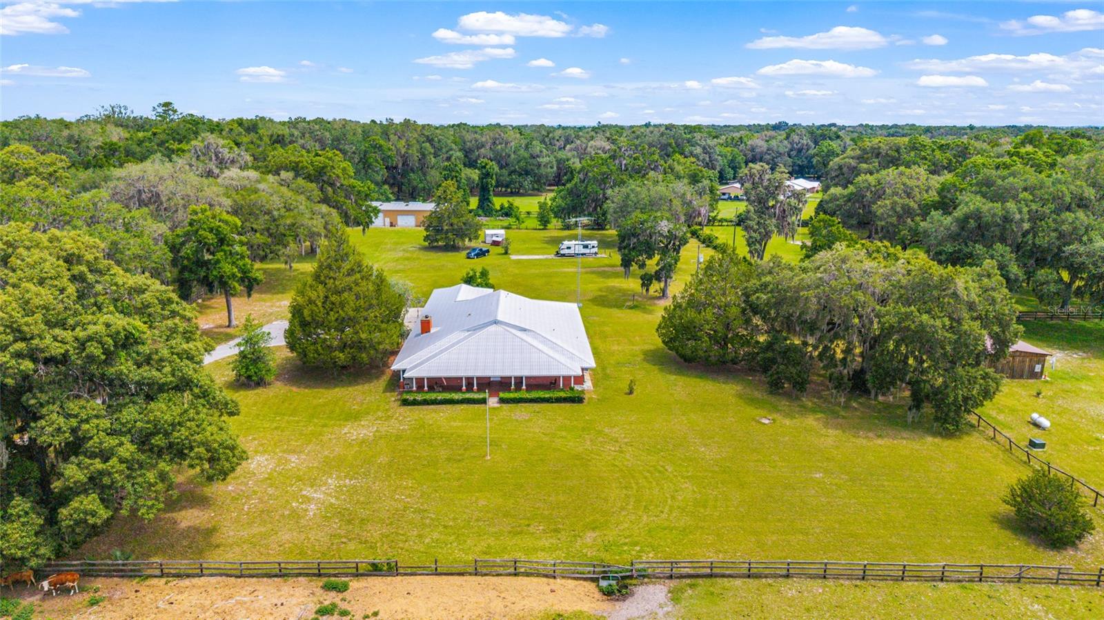 2285 W HIGHWAY 318