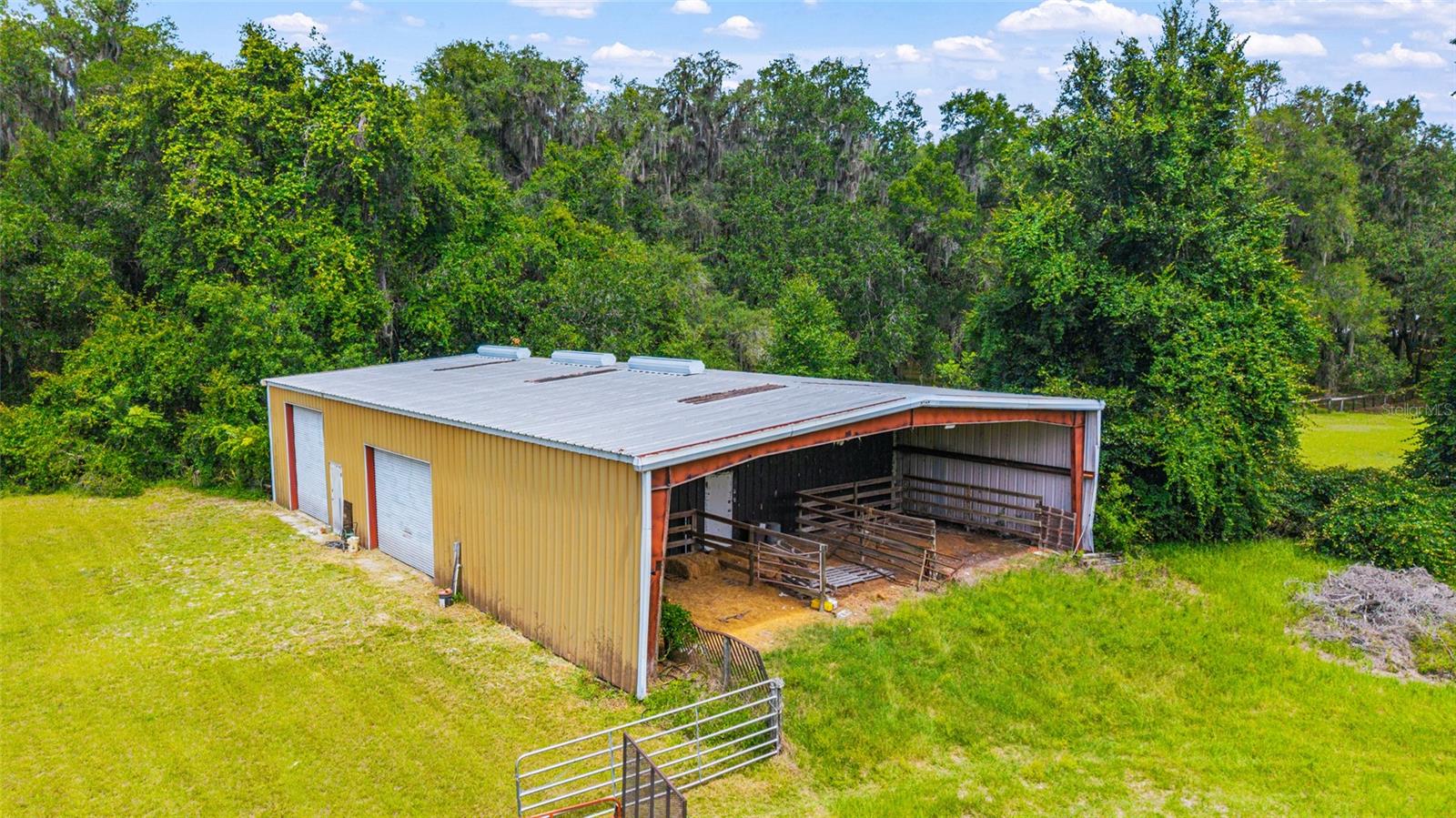 2285 W HIGHWAY 318