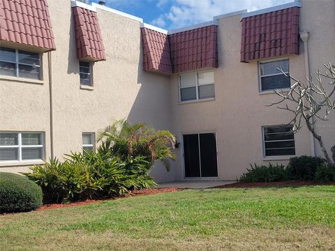 Photo of 10032 65th Avenue N #8, St Petersburg, FL 33708 (MLS # TB8481826)