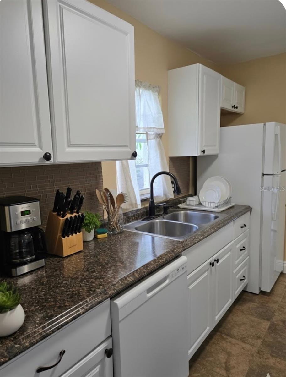 LONG BAYOU - Residential