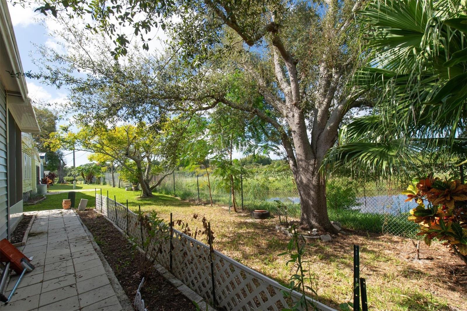 GULL-AIRE VILLAGE - Residential