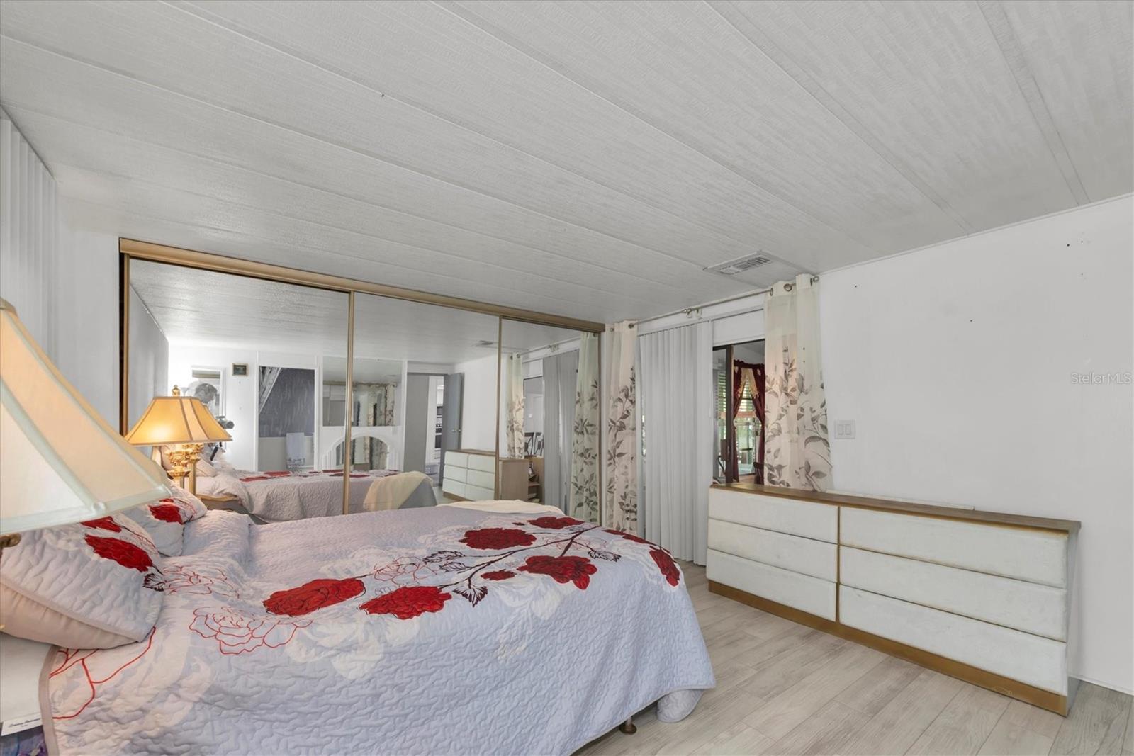 GULL-AIRE VILLAGE - Residential