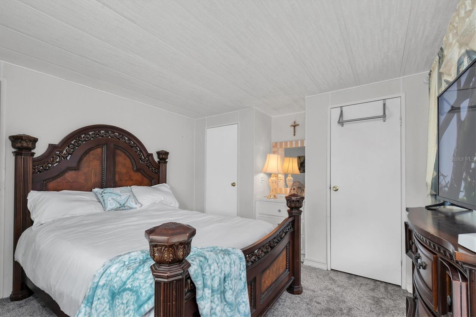 GULL-AIRE VILLAGE - Residential