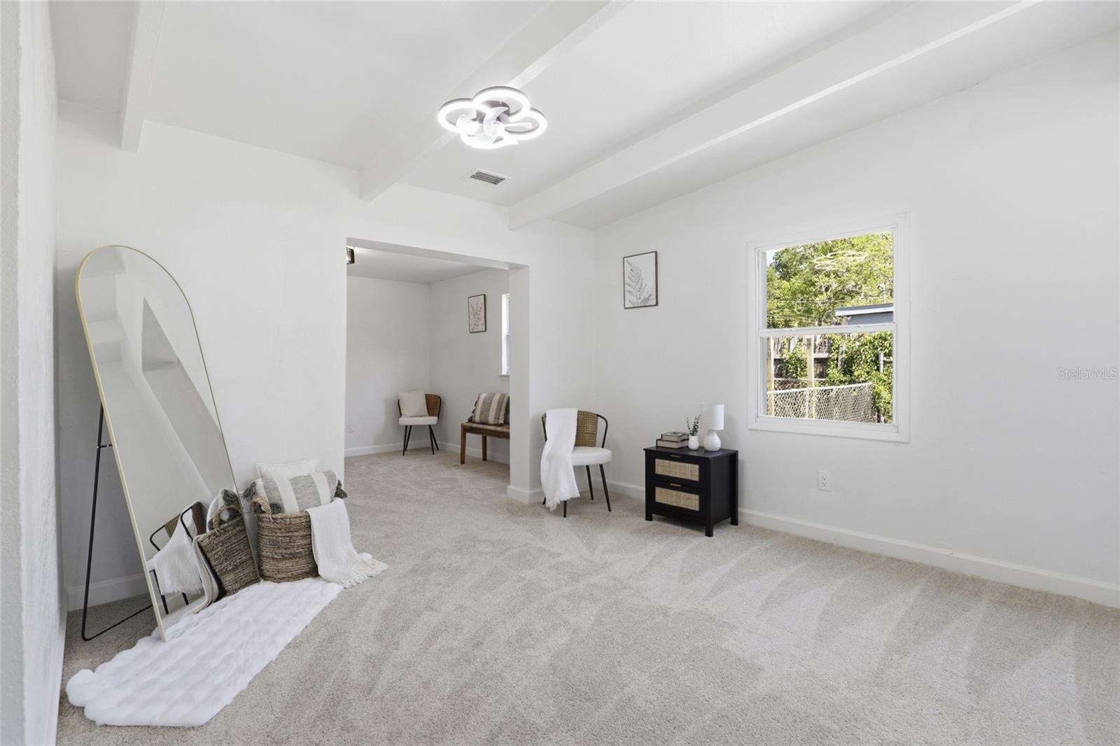 HIGHLAND COURT MANOR - Residential