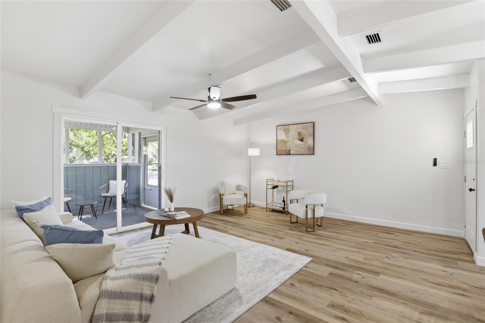 HIGHLAND COURT MANOR - Residential