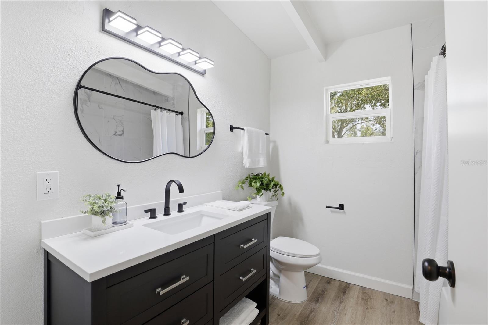 HIGHLAND COURT MANOR - Residential