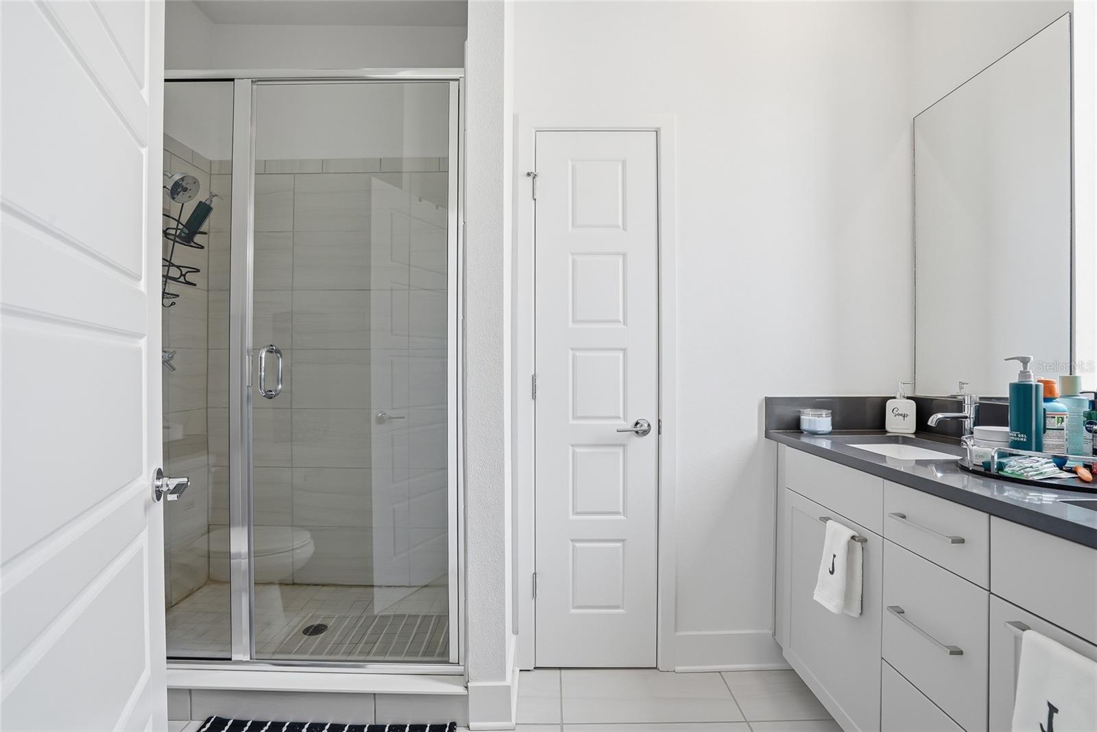 SOUTH WESTSHORE TWNHMS - Residential Lease