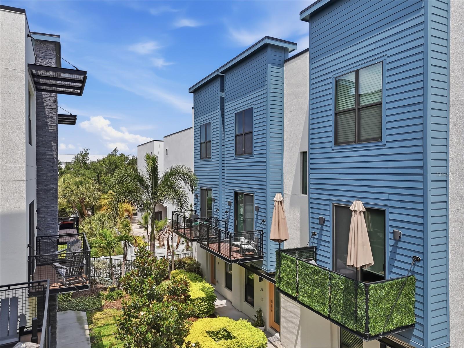 SOUTH WESTSHORE TWNHMS - Residential Lease