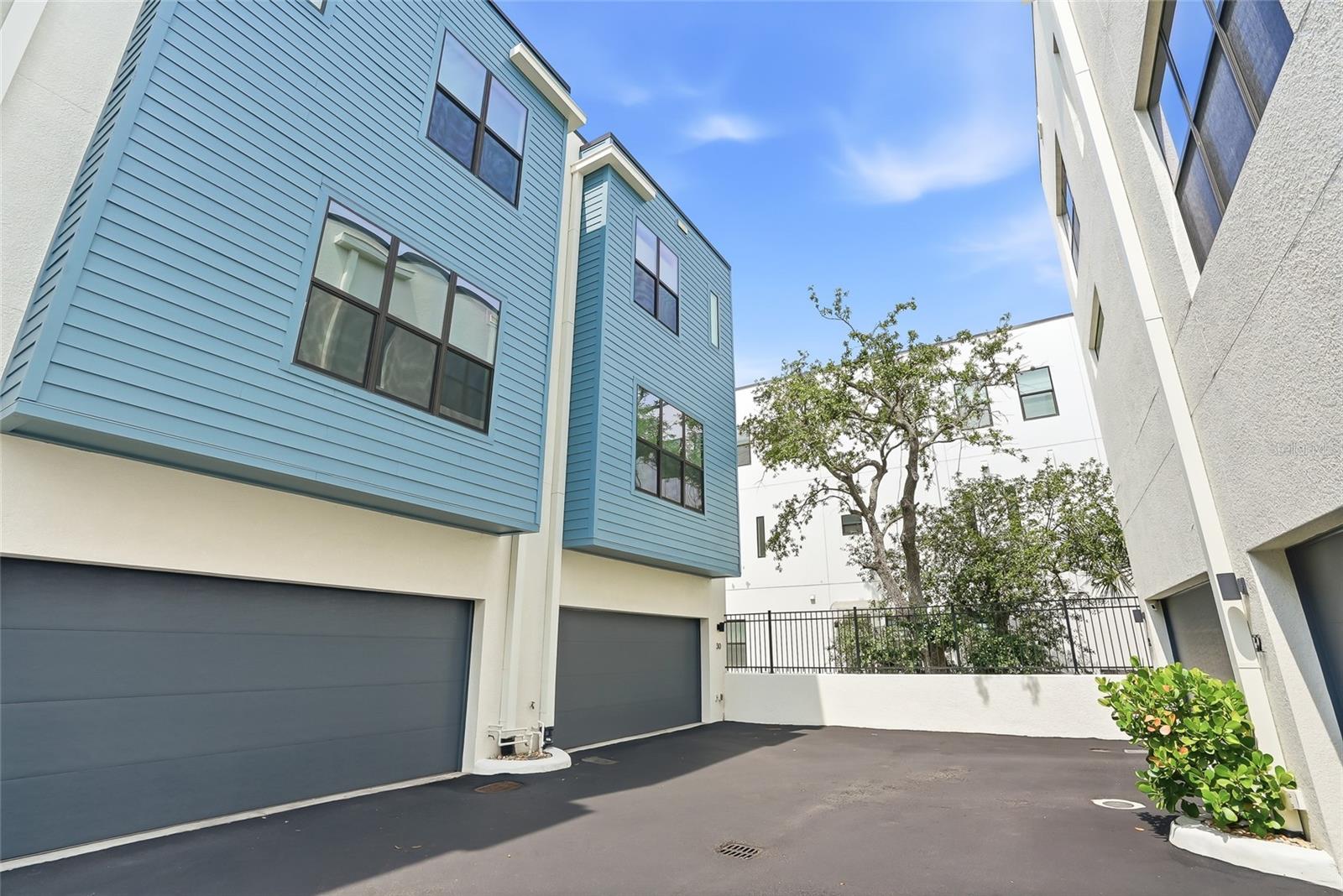 SOUTH WESTSHORE TWNHMS - Residential Lease