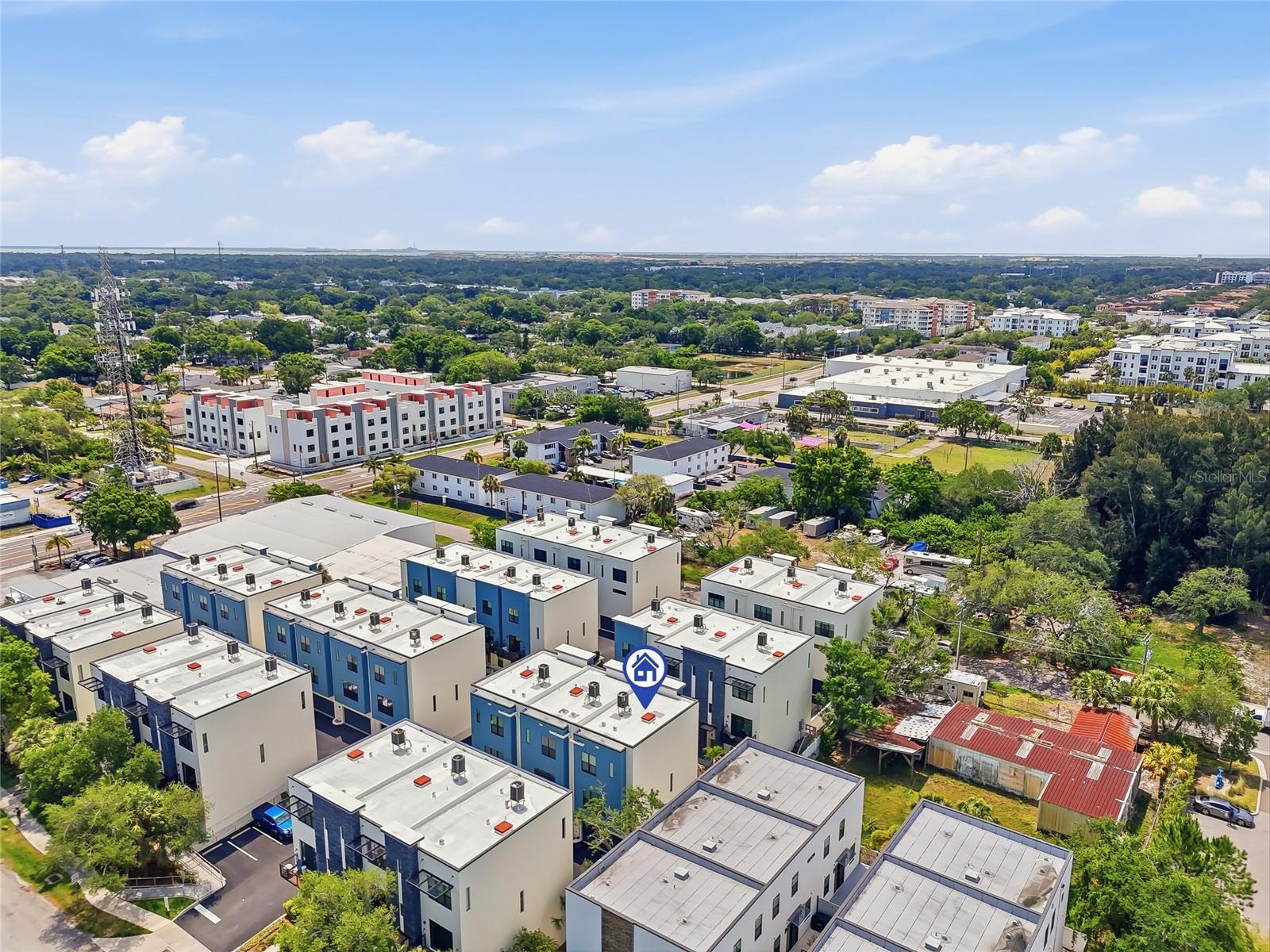 SOUTH WESTSHORE TWNHMS - Residential Lease