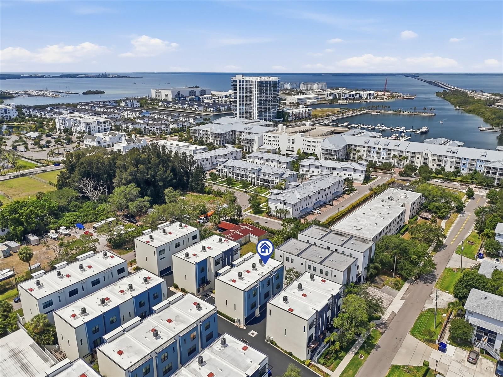 SOUTH WESTSHORE TWNHMS - Residential Lease