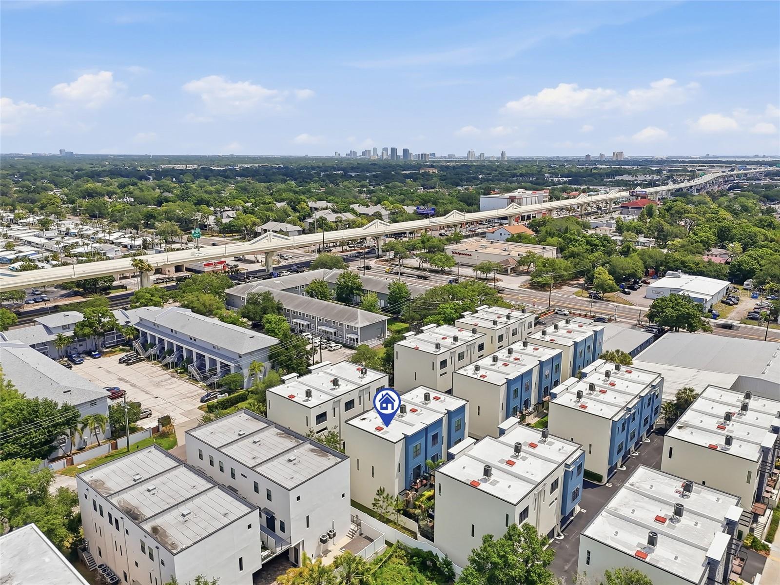 SOUTH WESTSHORE TWNHMS - Residential Lease