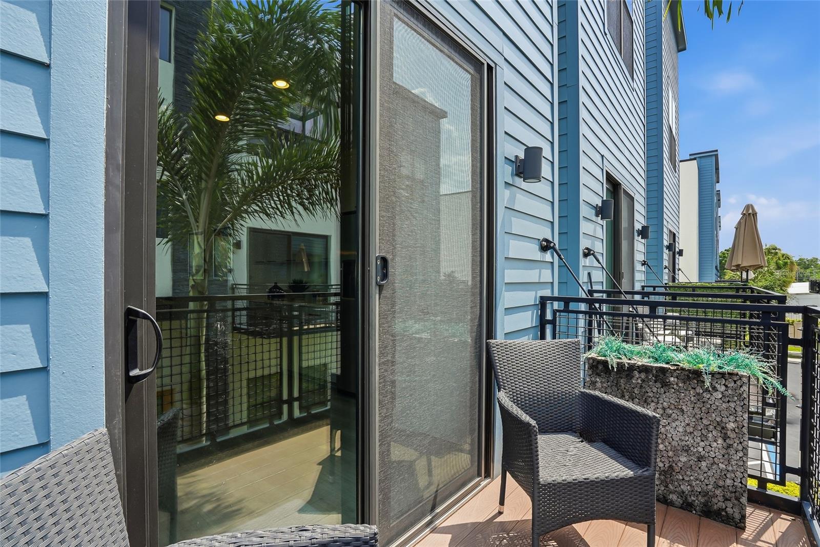 SOUTH WESTSHORE TWNHMS - Residential Lease