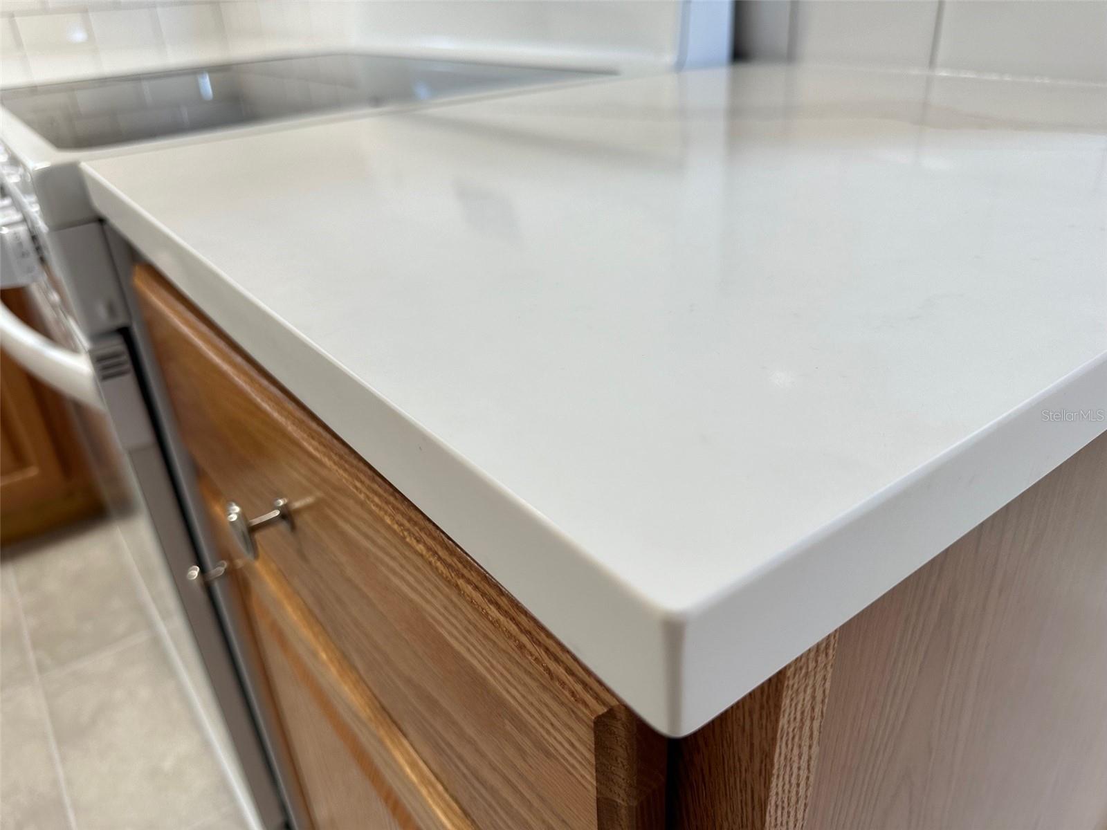 COLONIAL MANOR - Residential Lease