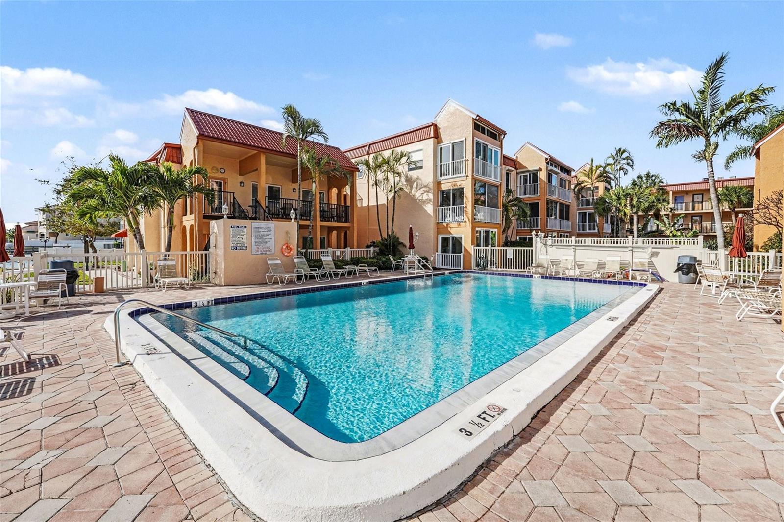 BOCA SHORES CONDO - Residential