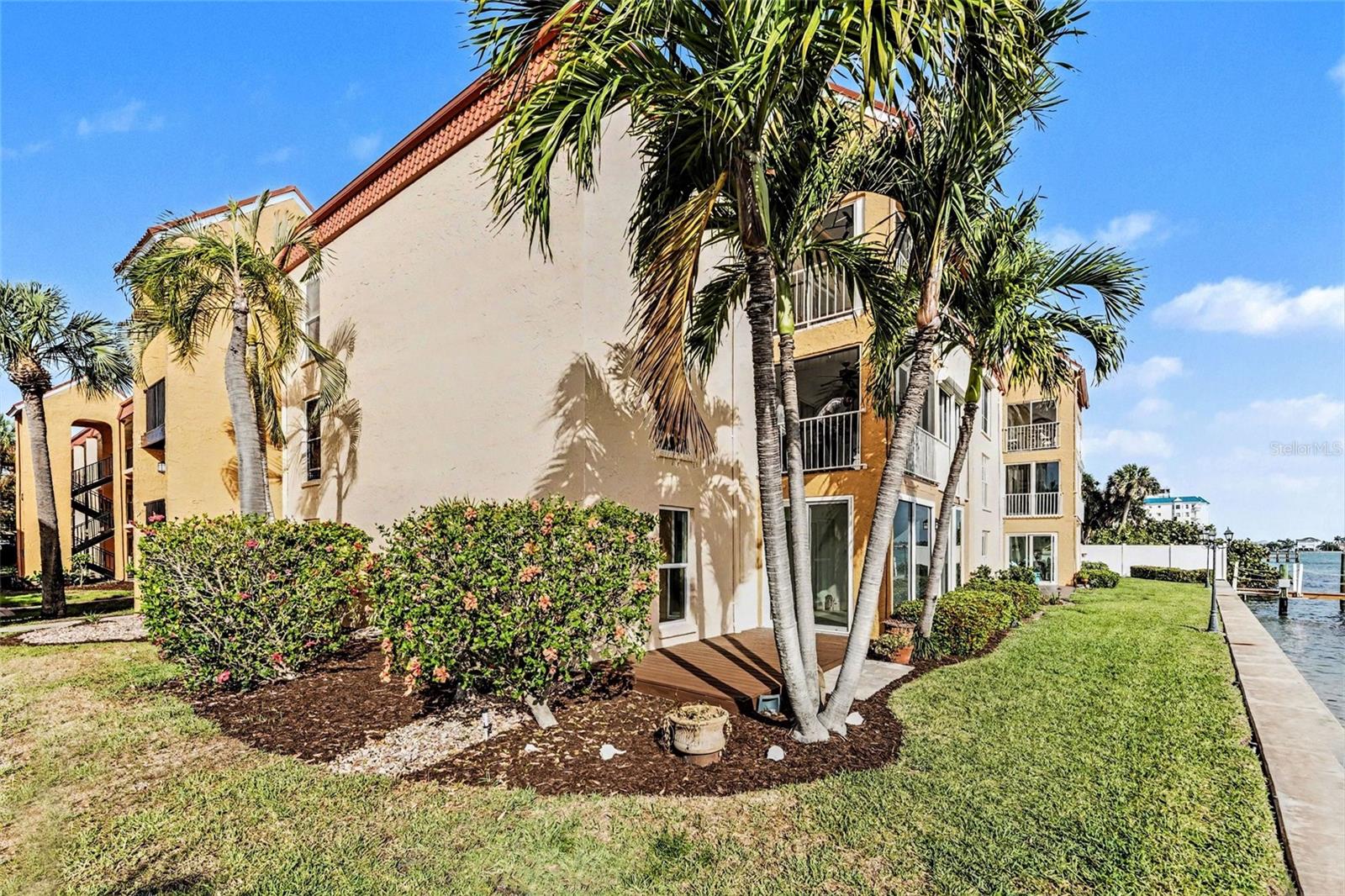 BOCA SHORES CONDO - Residential