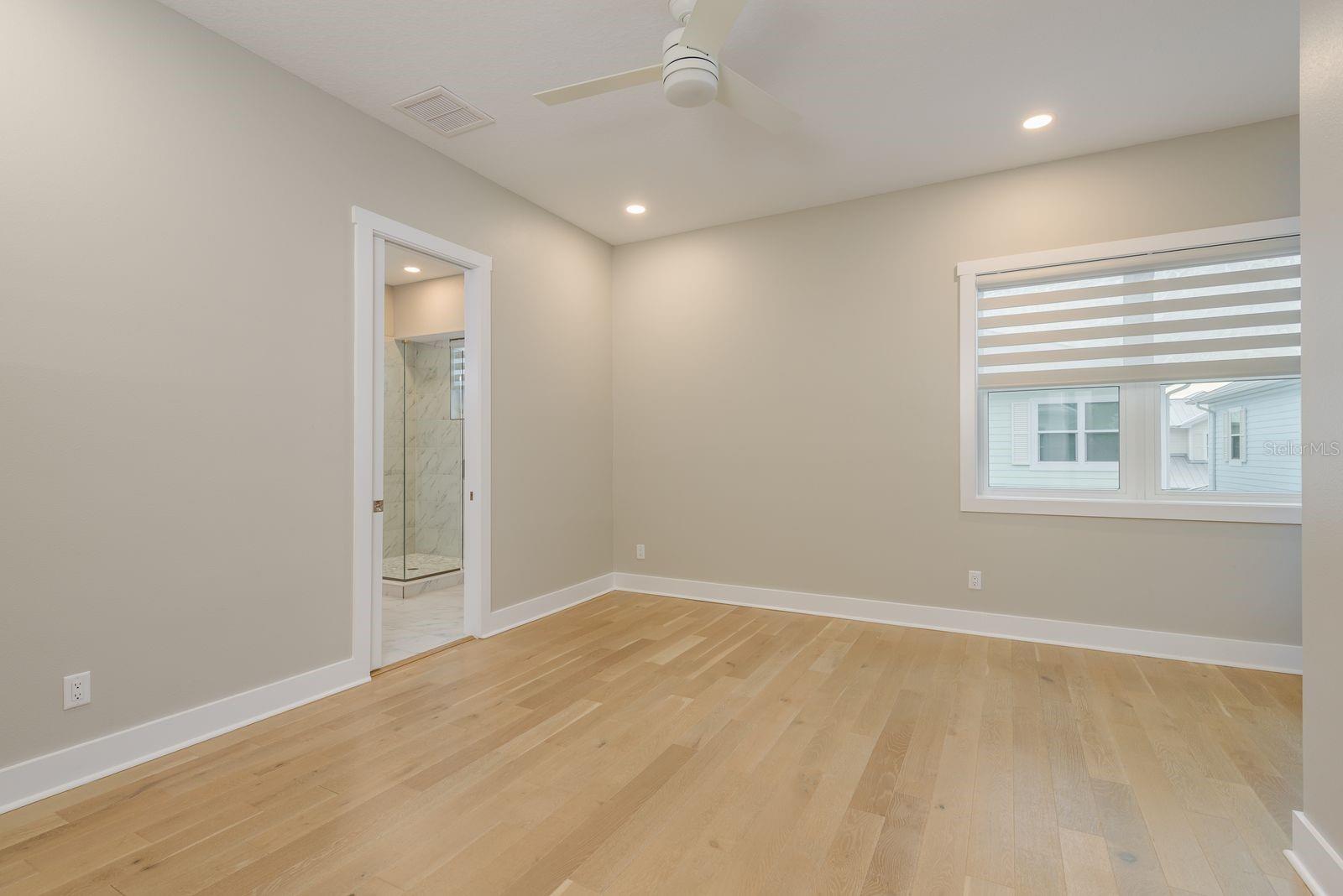 OAK BEND TWNHMS - Residential