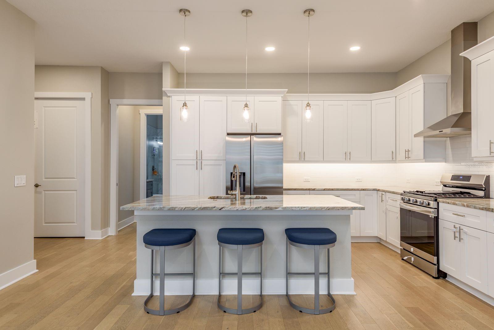 OAK BEND TWNHMS - Residential