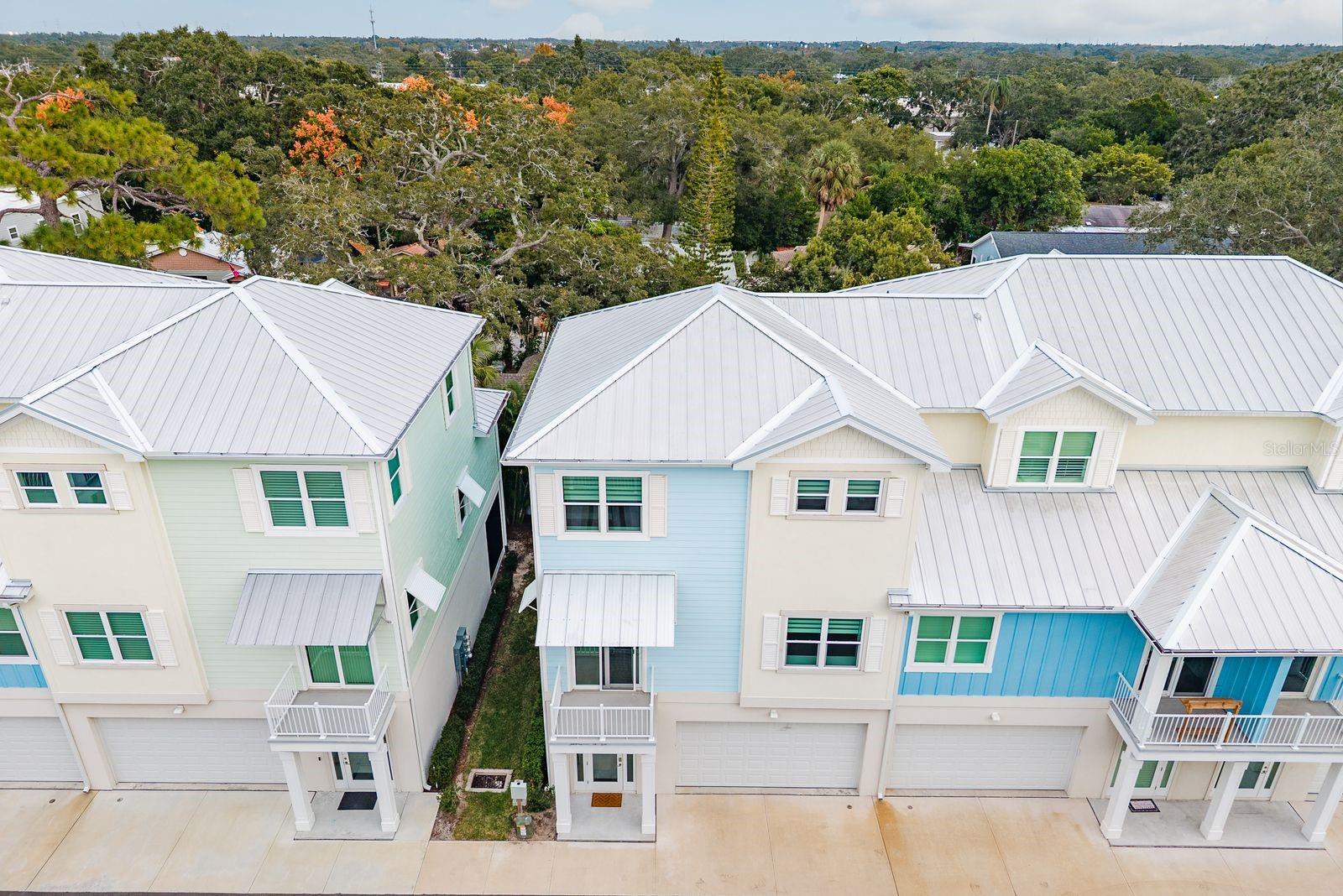 OAK BEND TWNHMS - Residential