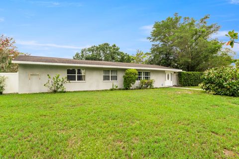 A home in SARASOTA