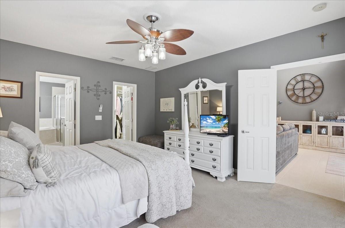 STONEYBROOK AT VENICE - Residential