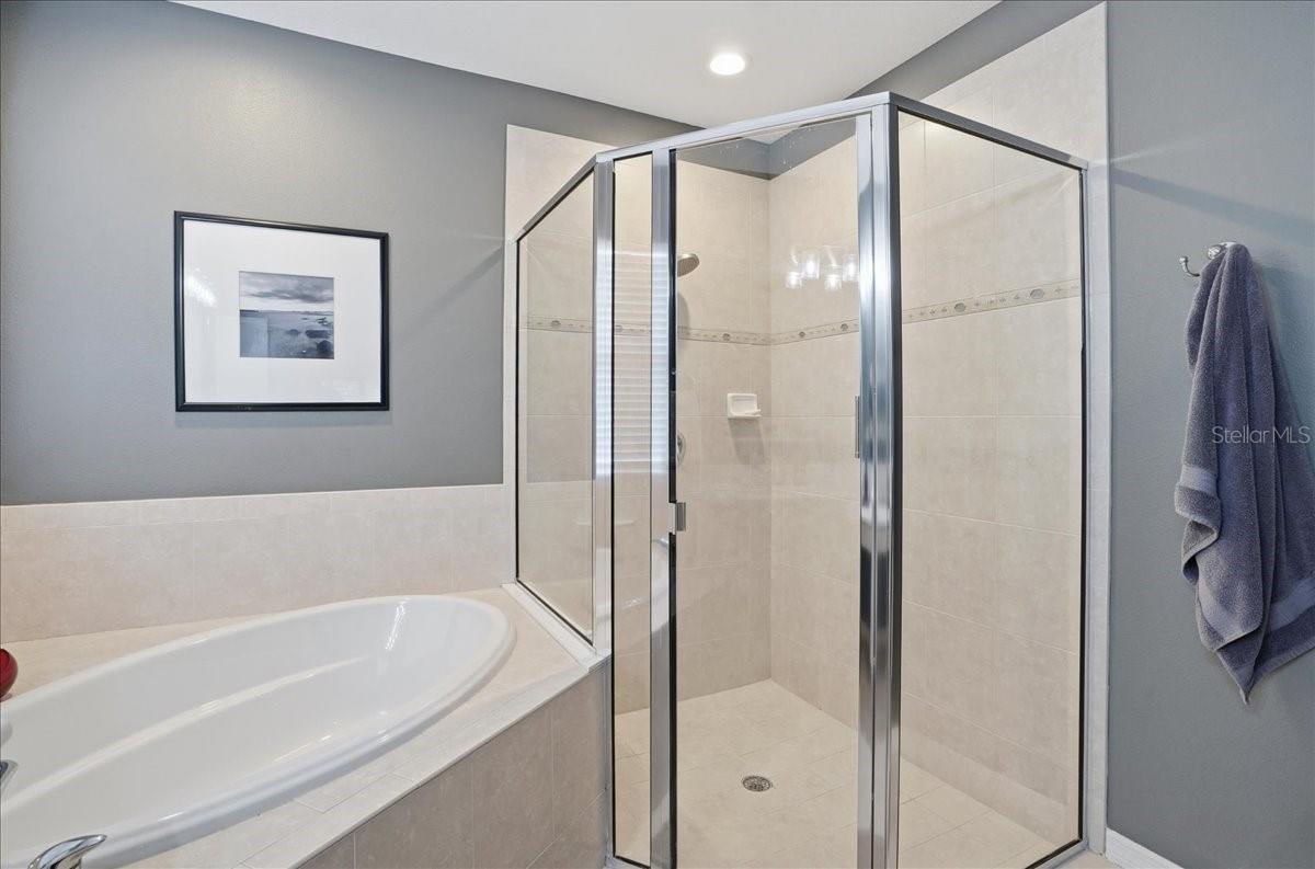 STONEYBROOK AT VENICE - Residential