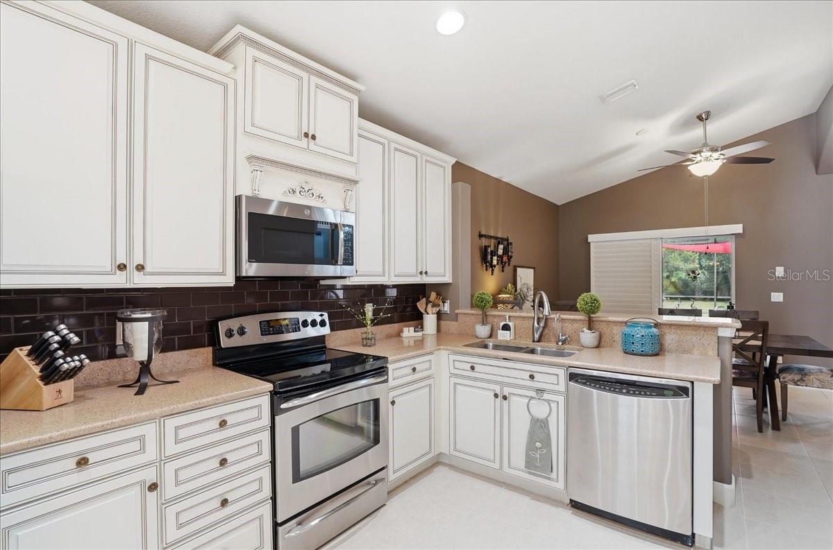 STONEYBROOK AT VENICE - Residential