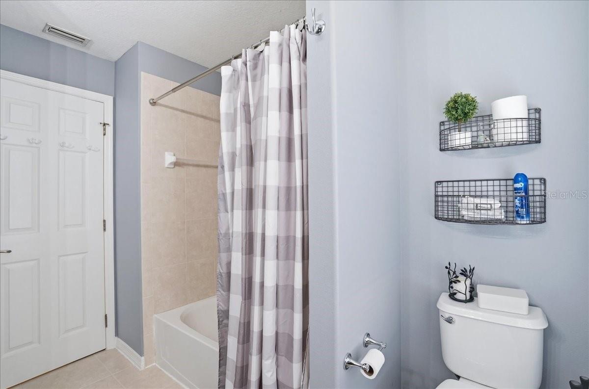 STONEYBROOK AT VENICE - Residential