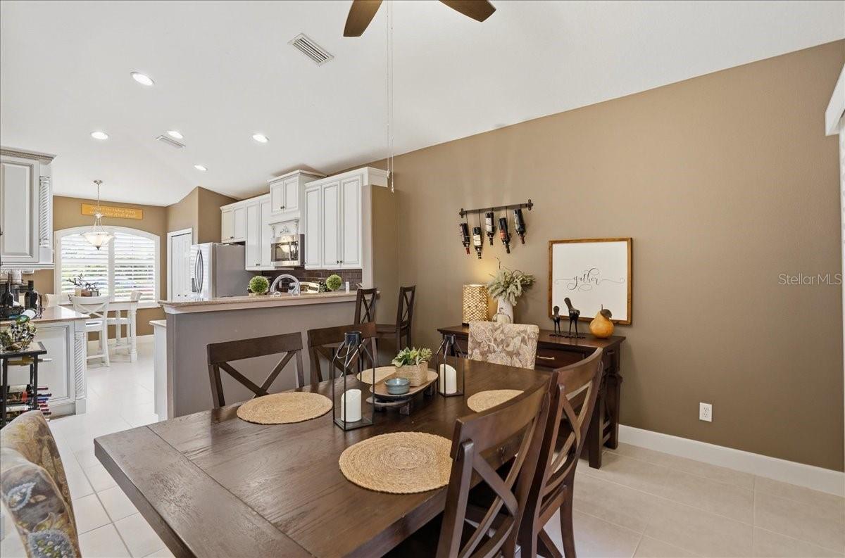 STONEYBROOK AT VENICE - Residential