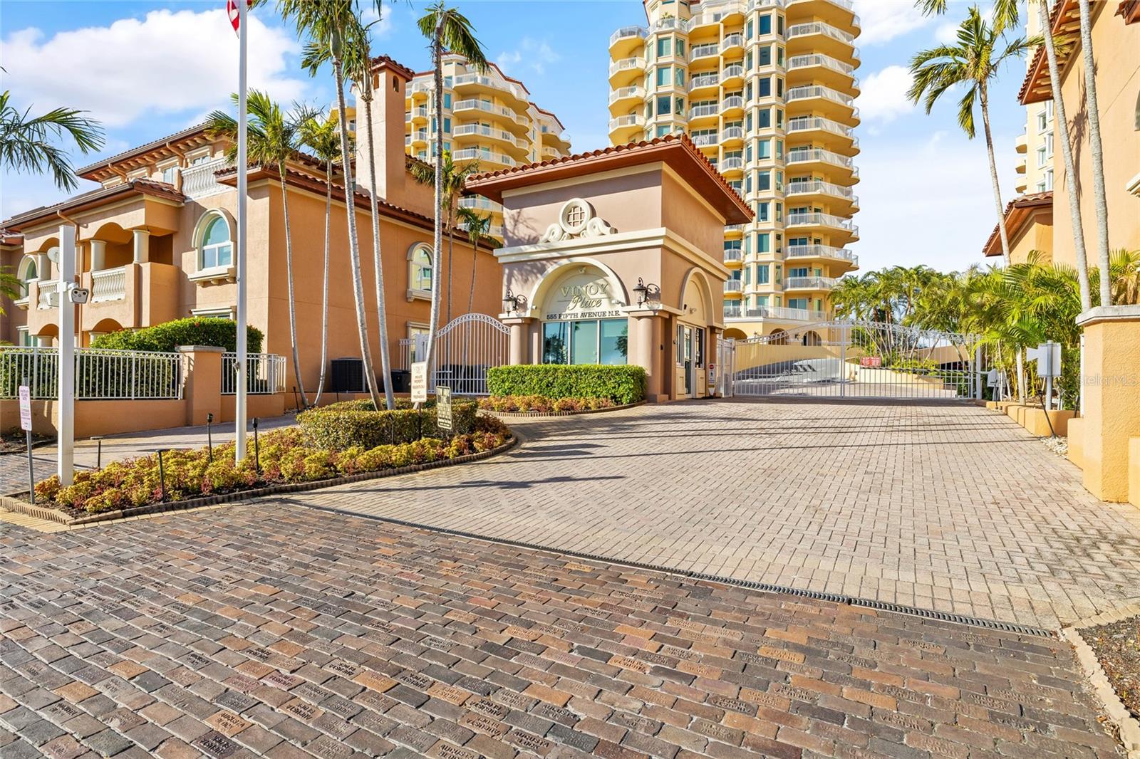 VINOY PLACE CONDO - Residential
