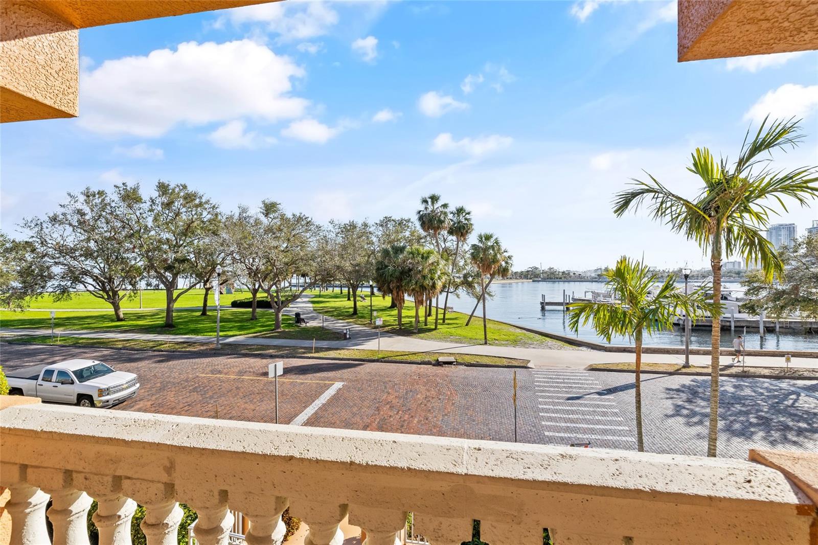 VINOY PLACE CONDO - Residential