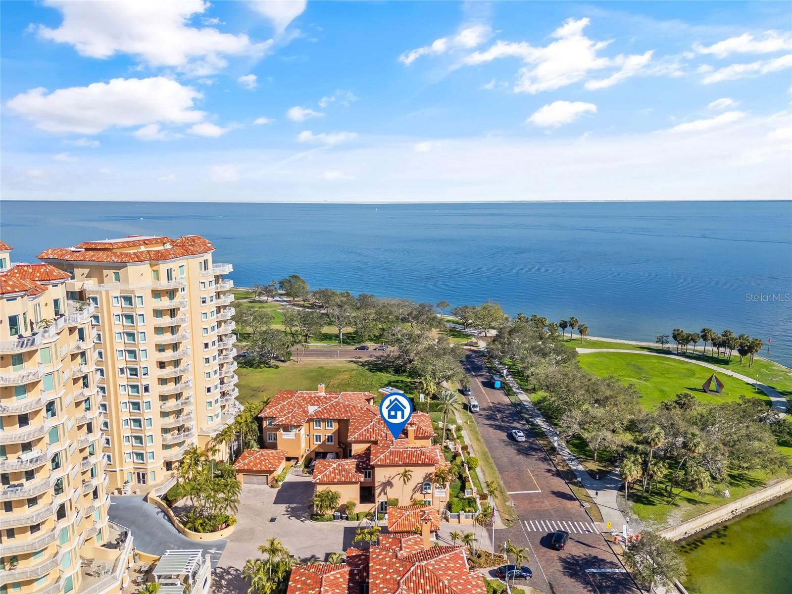 VINOY PLACE CONDO - Residential