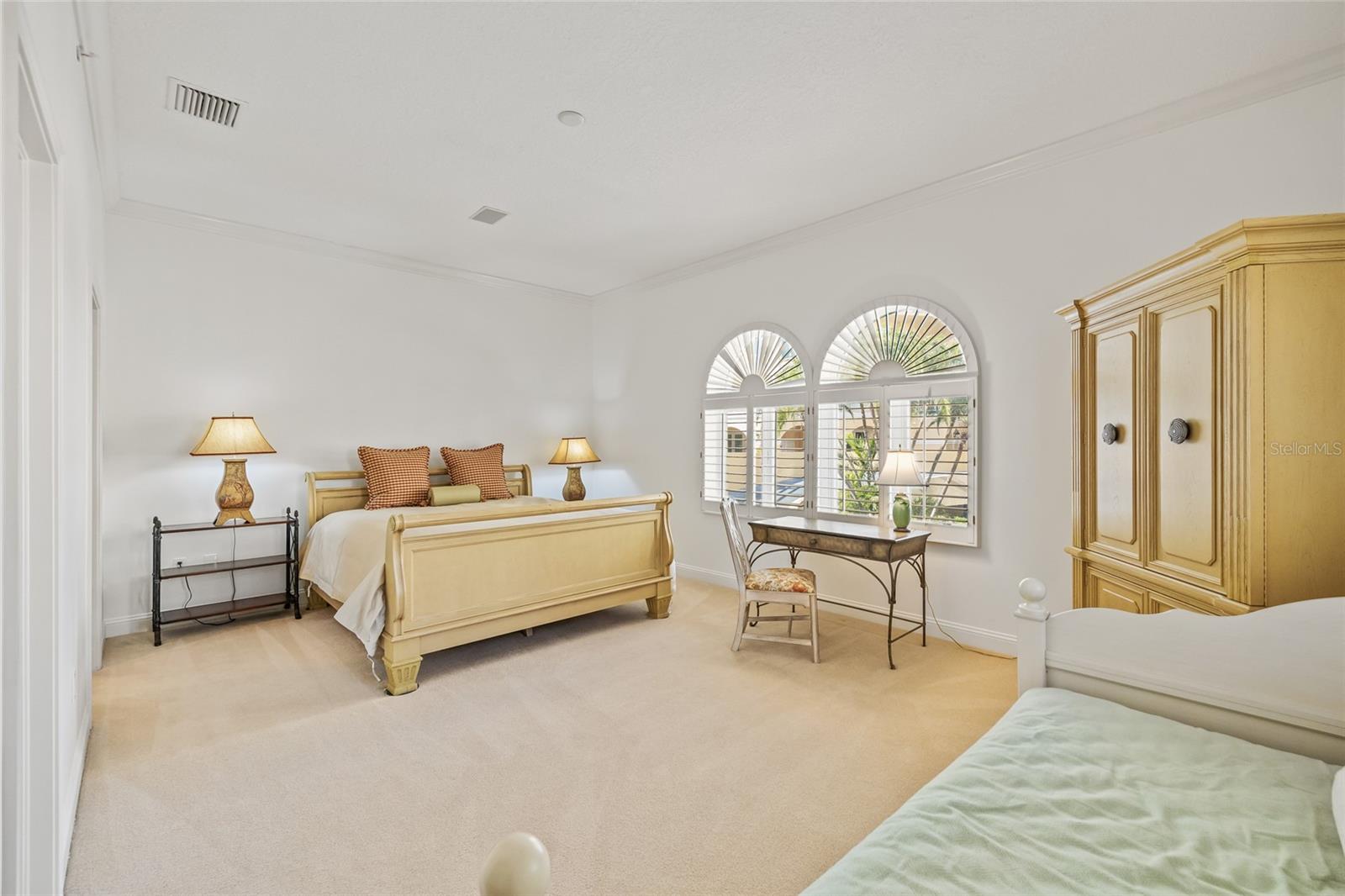 VINOY PLACE CONDO - Residential