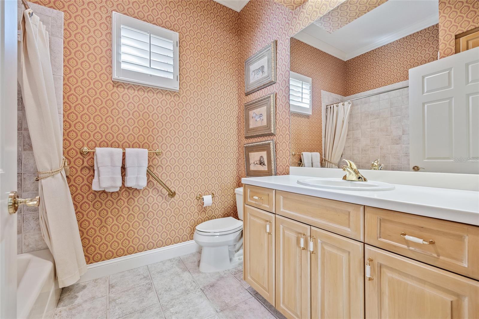 VINOY PLACE CONDO - Residential