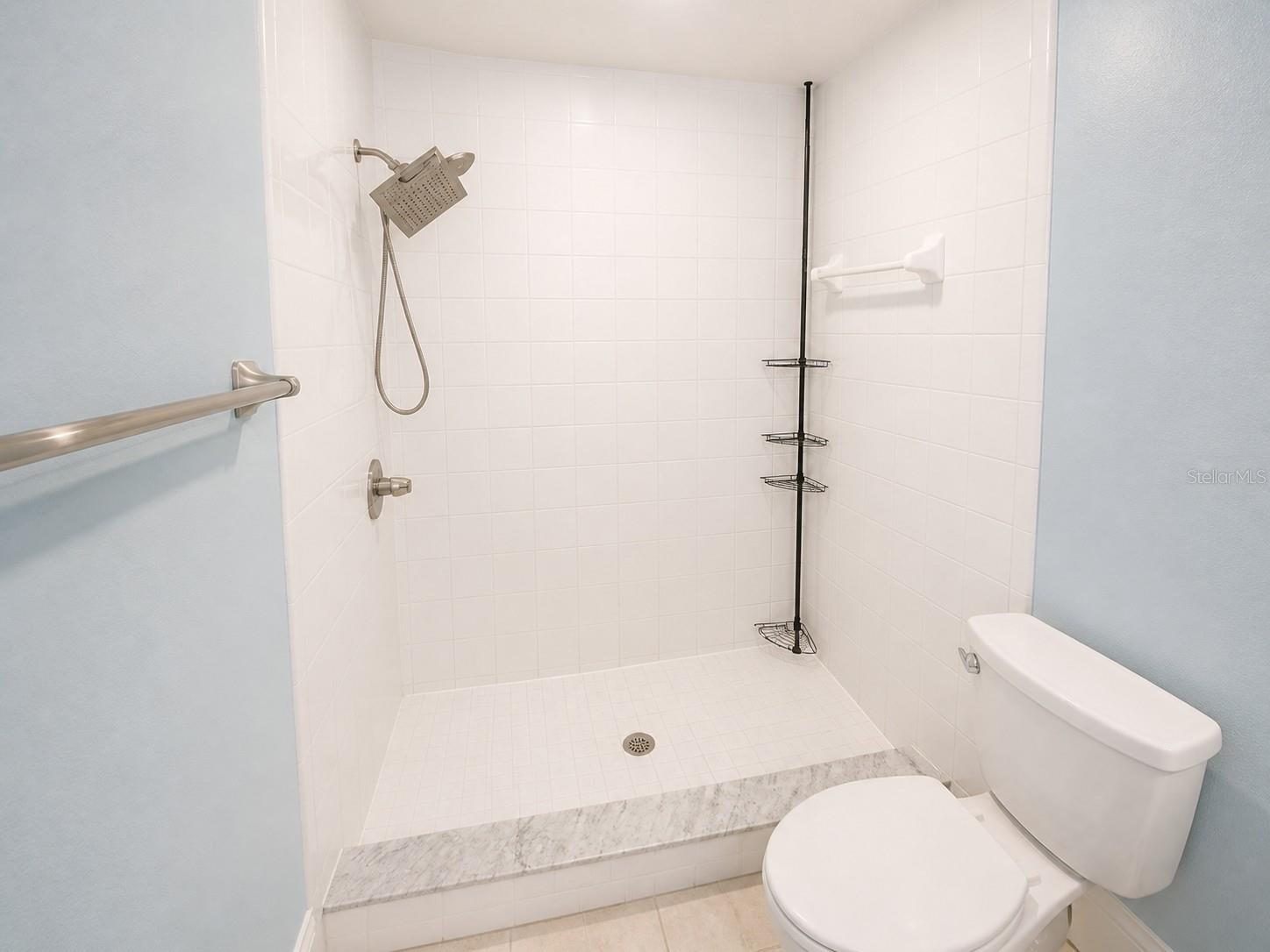 CHANNEL BAY CONDO - Residential
